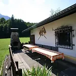 - Salzburger Land 103 * Strobl