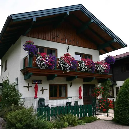 - Salzburger Land 103 Strobl